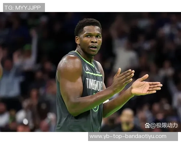 爱德华兹半场表现平平次节仅靠罚球得分球队状态堪忧